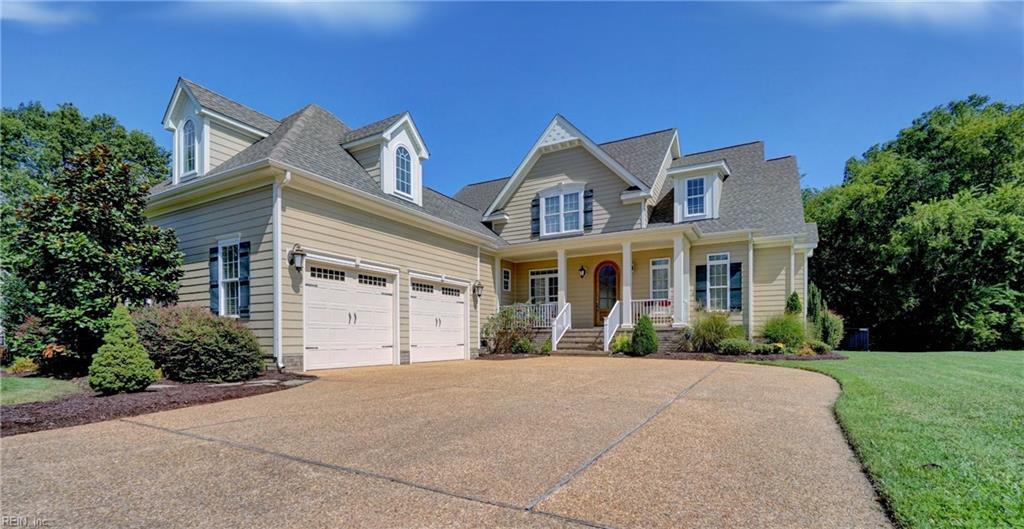 107 Colonial Way - Photo 1