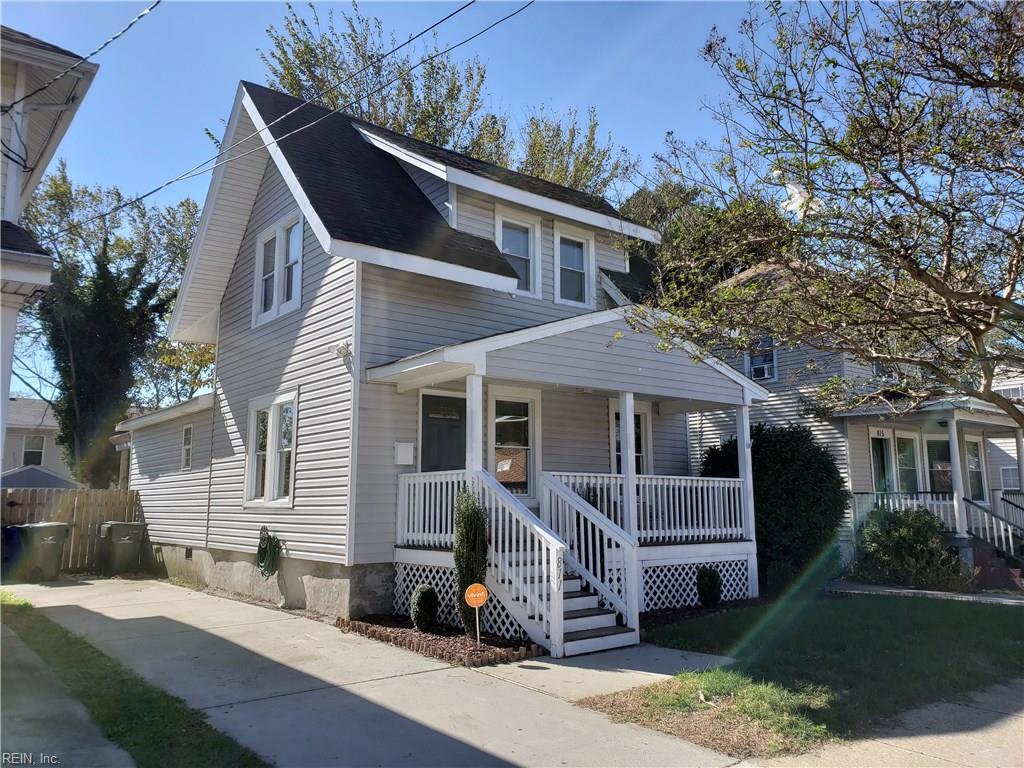 811 28th St - Photo 1