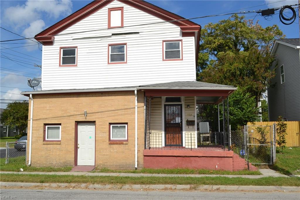 834 Lincoln St - Photo 1