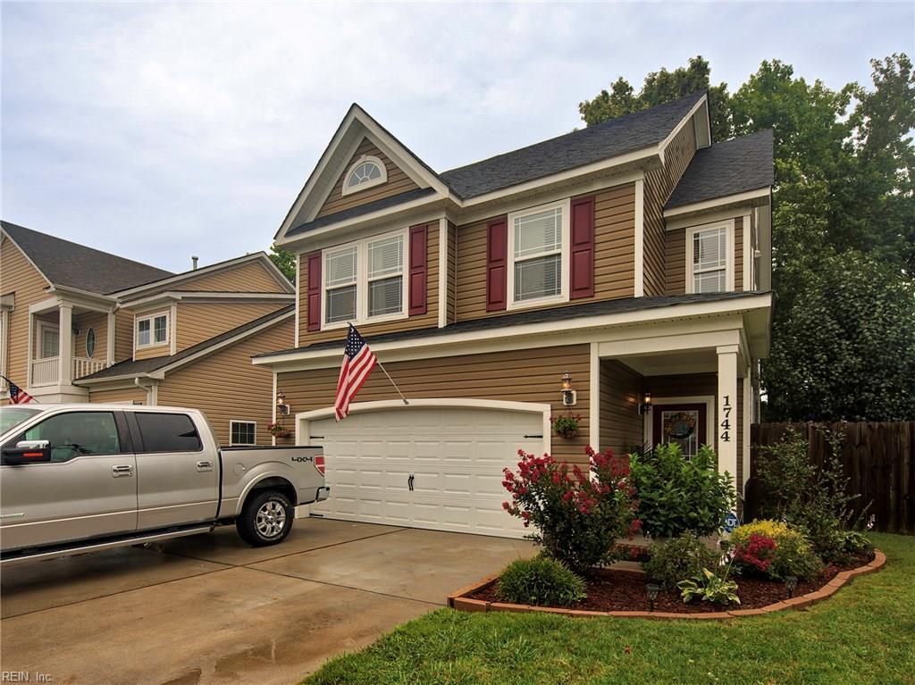 1744 Madison Crossing Ln - Photo 1