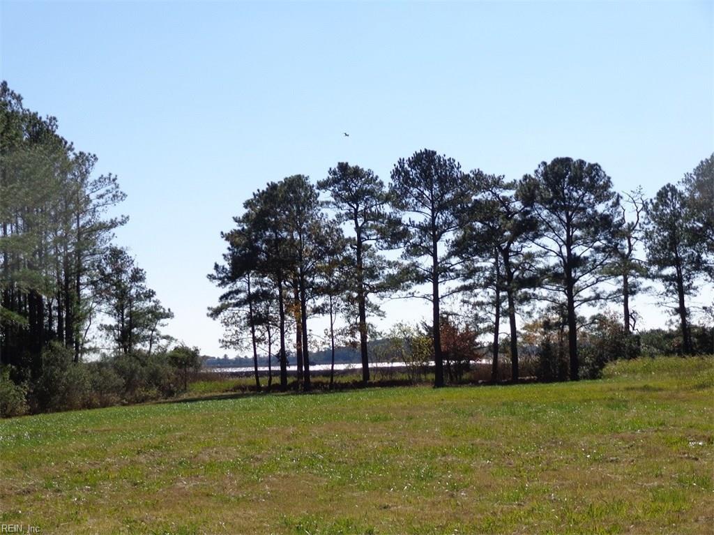 10 Maplewood Ln - Photo 1