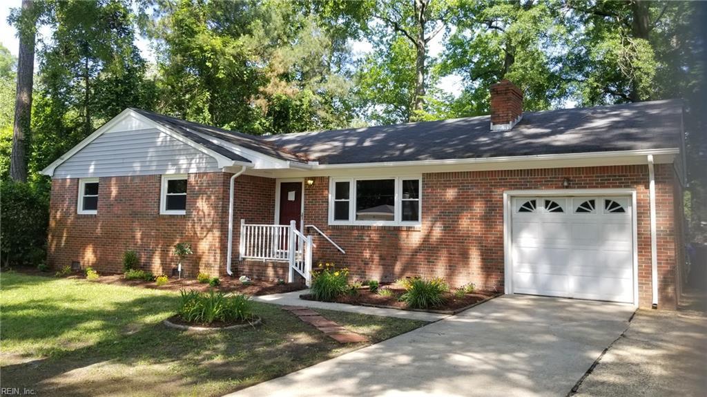 908 Hollywood Dr - Photo 1