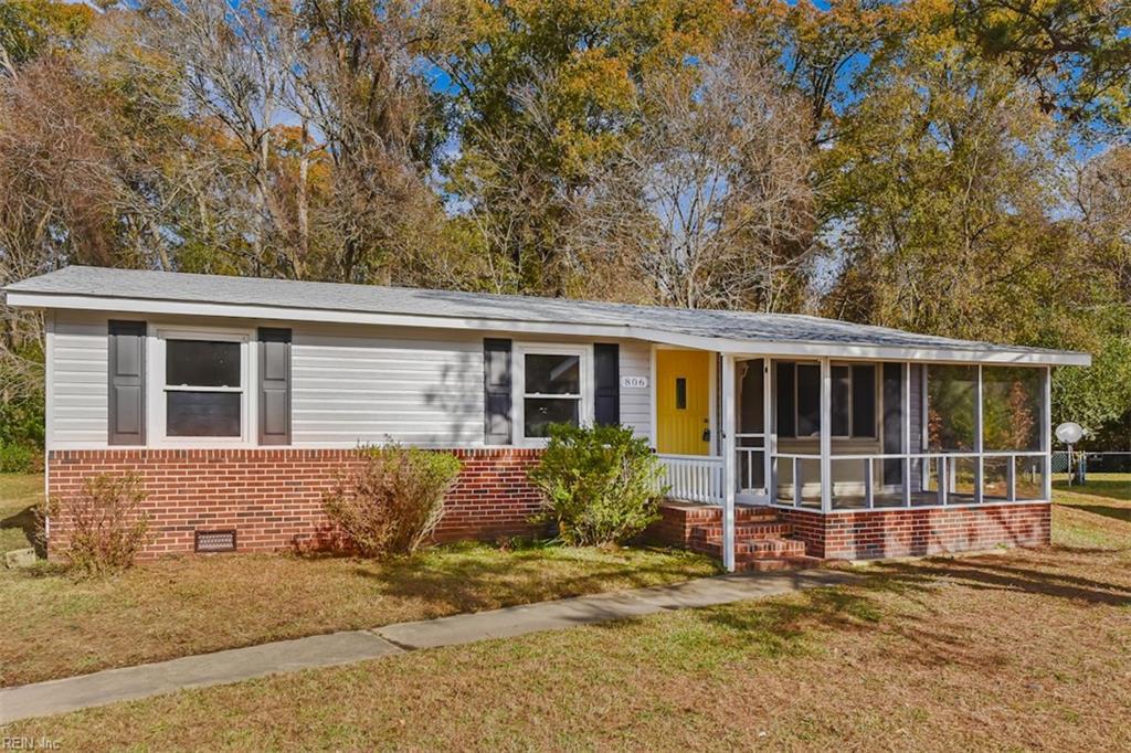 806 Nixon Dr - Photo 1