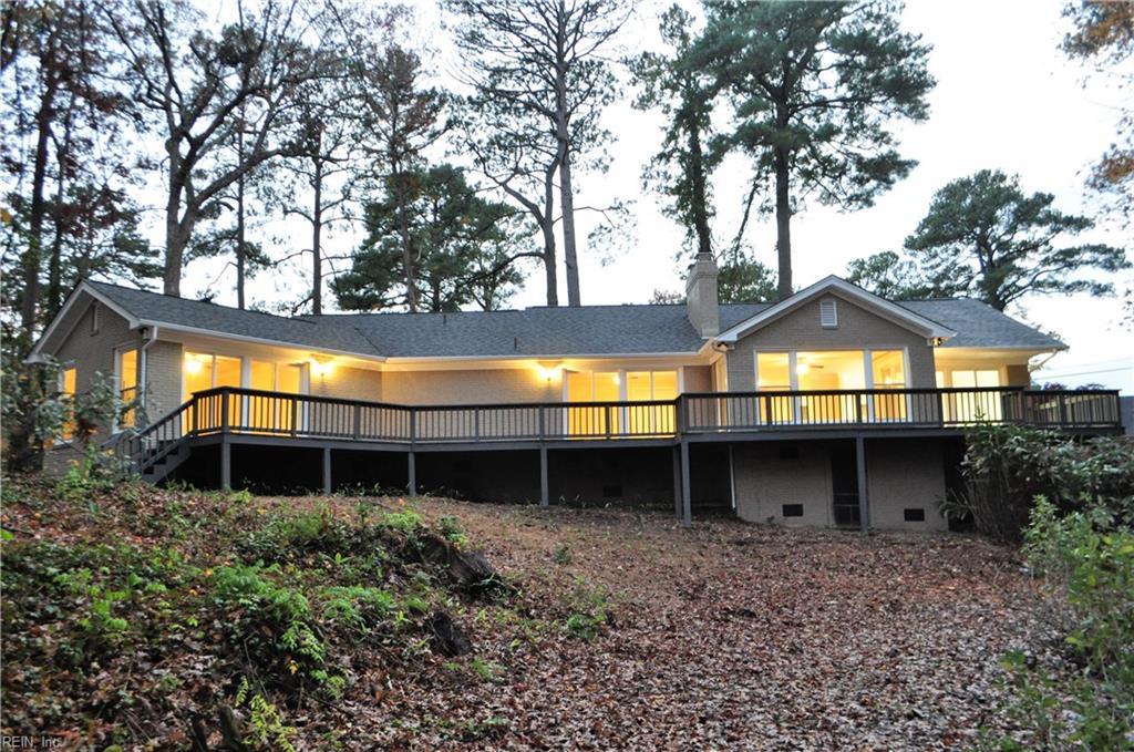 652 Chesopeian Pt - Photo 1