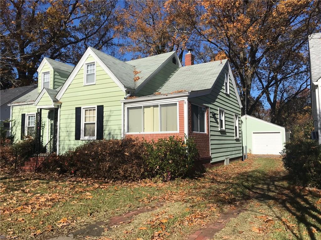 1052 Norview Ave - Photo 1