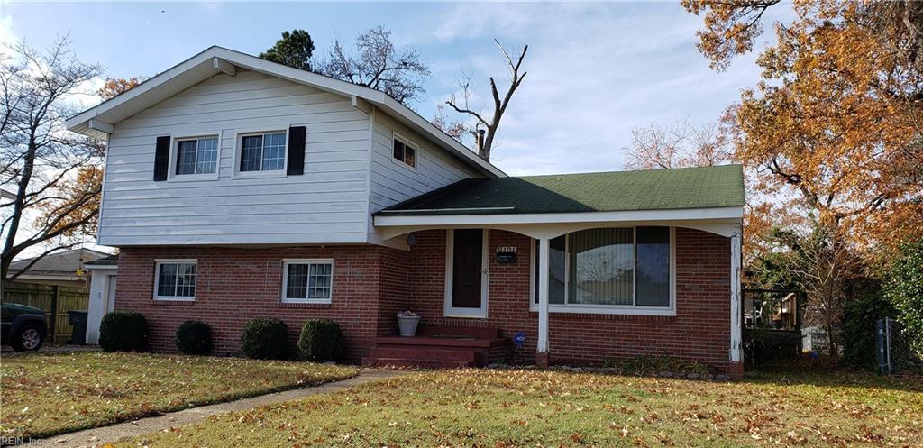 8101 Ridgefield Dr - Photo 1