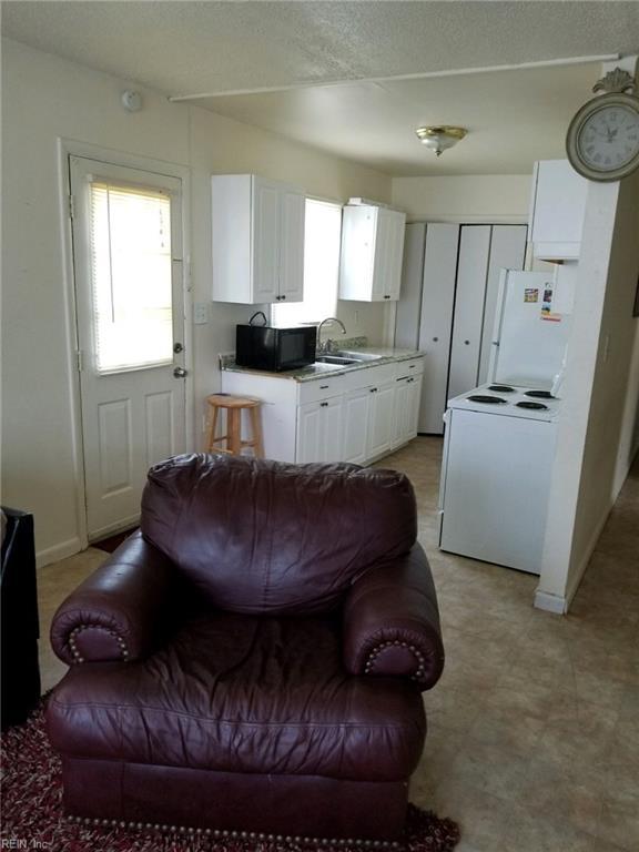 1011 Bethel Ave - Photo 1
