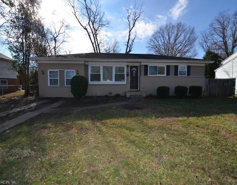 1717 Johnston Rd - Photo 1