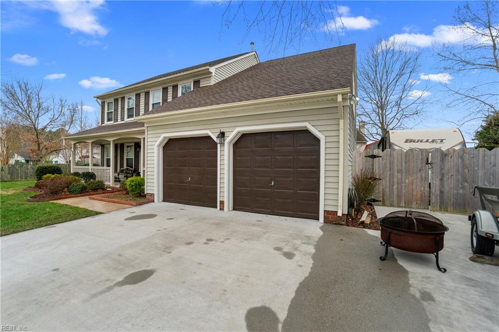 2805 Tree Trunk Ct - Photo 1