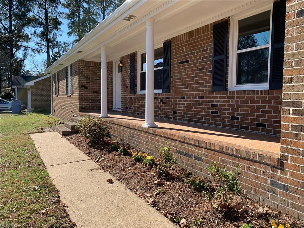308 Tudor Pl - Photo 1