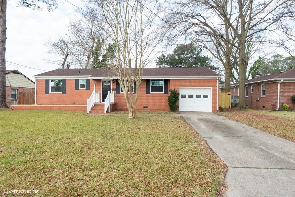 410 Gilbert St - Photo 1