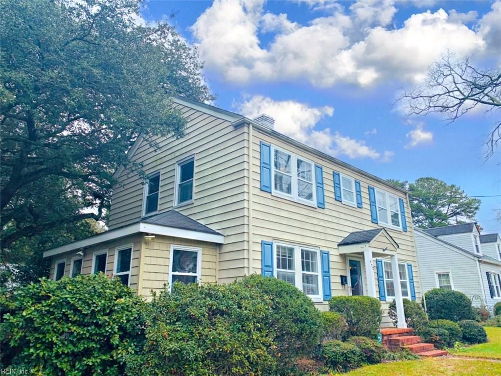 422 Sinclair St - Photo 1