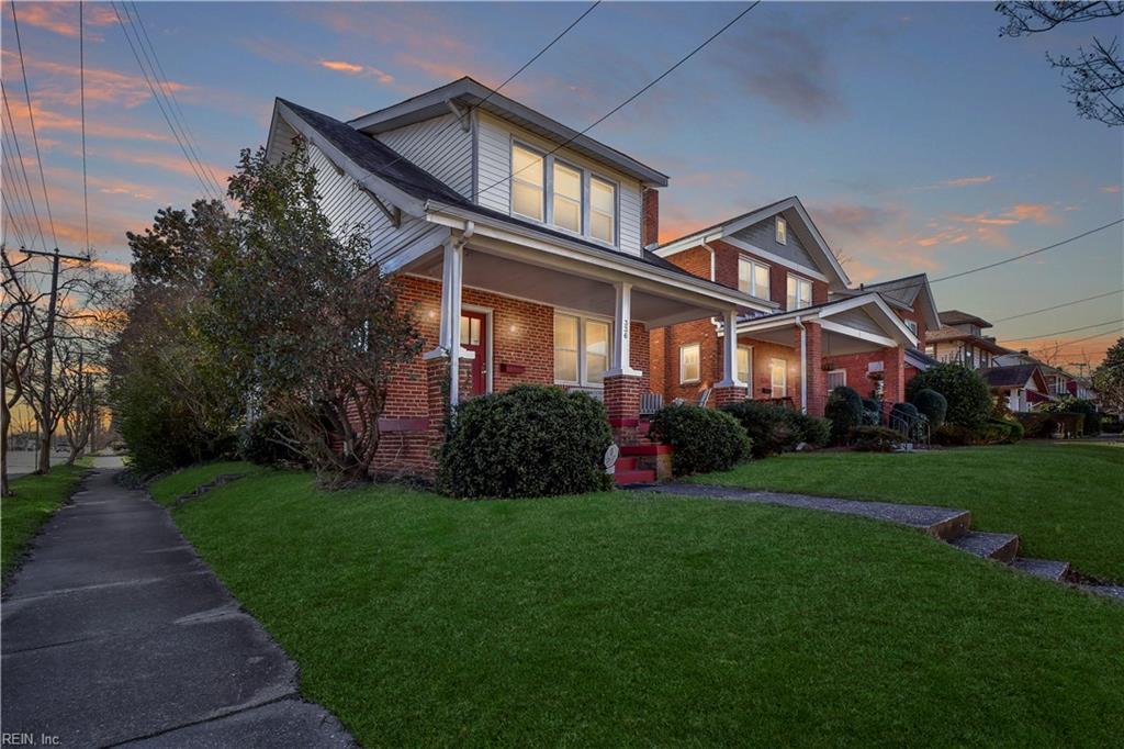 336 62nd St - Photo 1