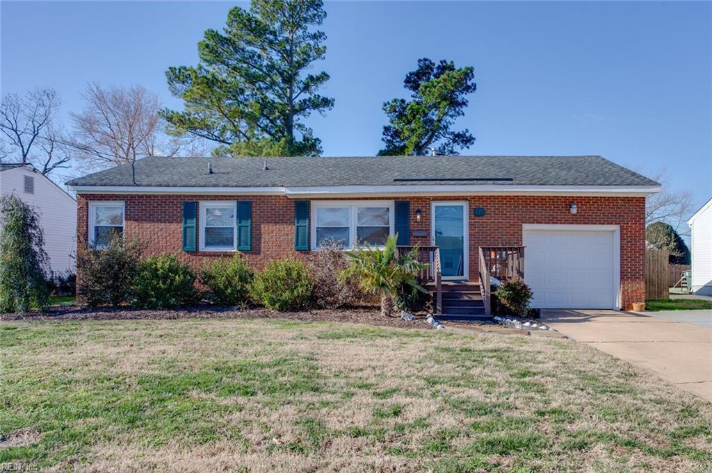 345 Adwood Ct - Photo 1