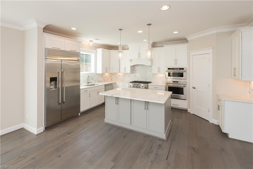 124 68th St - Photo 1