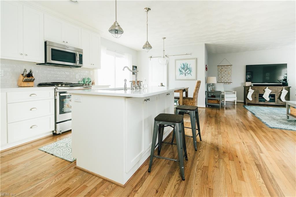 724 Virginia Ave - Photo 1