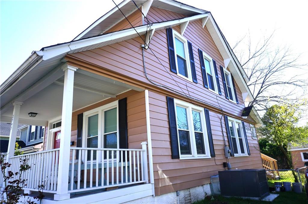 2545 Vincent Ave - Photo 1