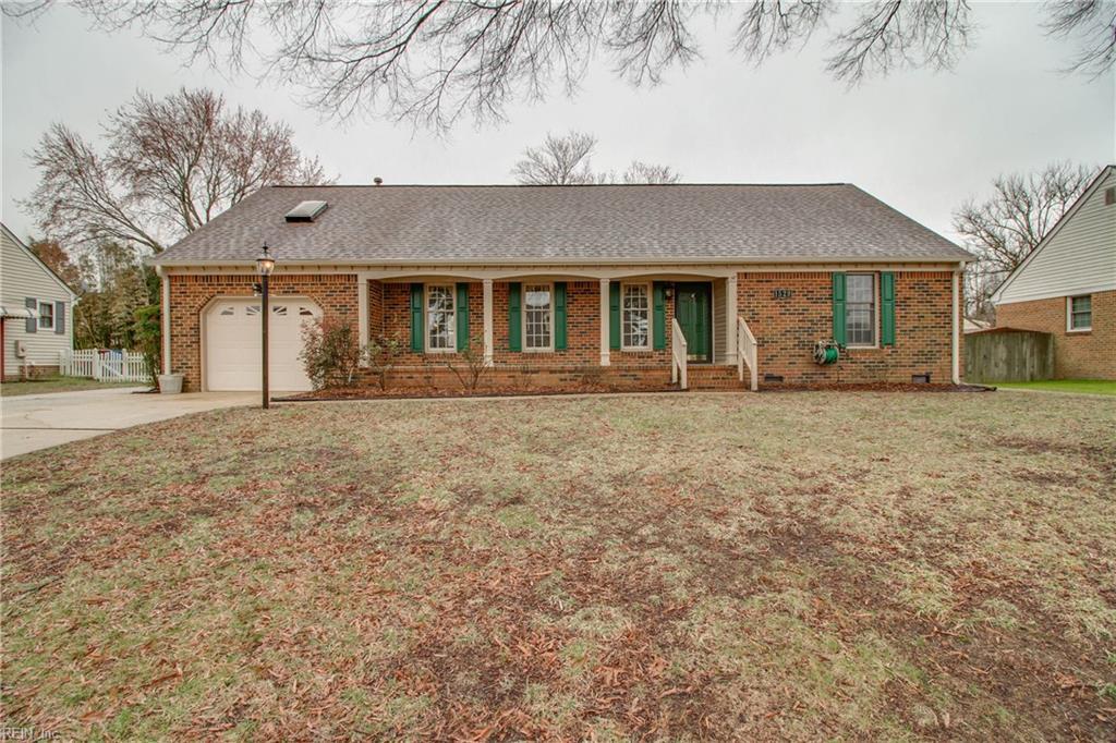 1529 Waterside Dr - Photo 1