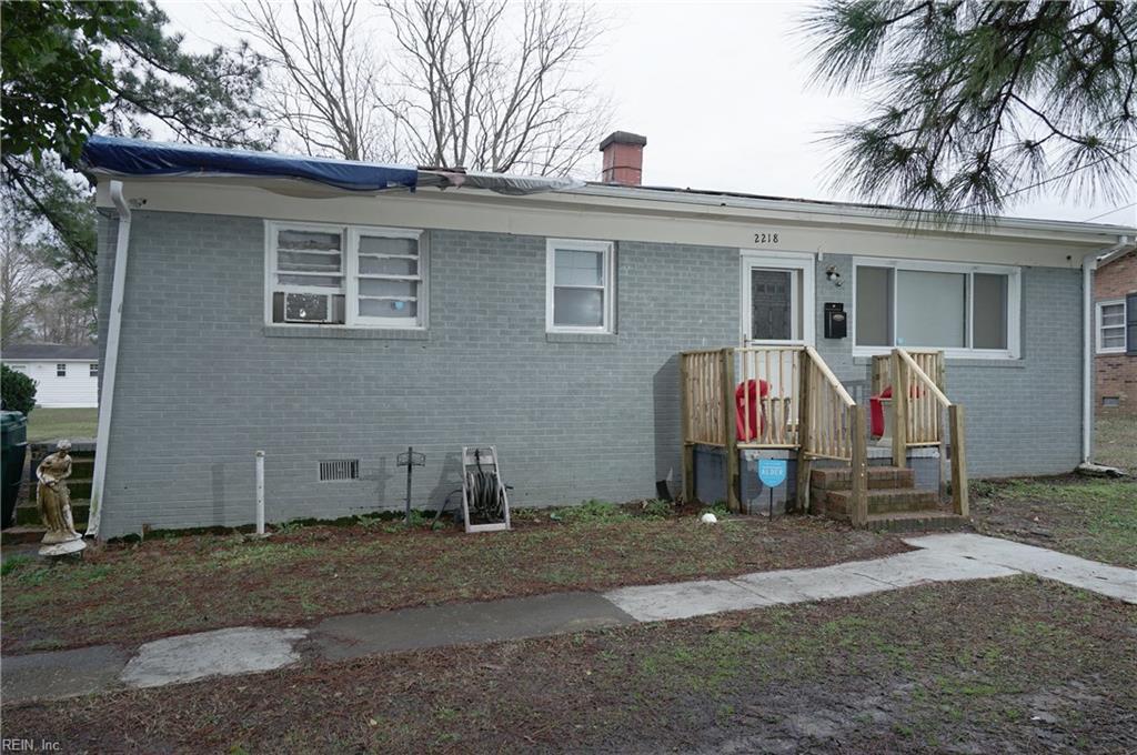 2218 Alabama Ave - Photo 1