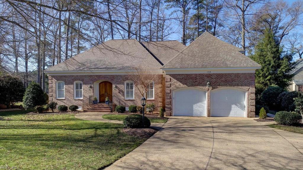 154 Breezy Pt - Photo 1
