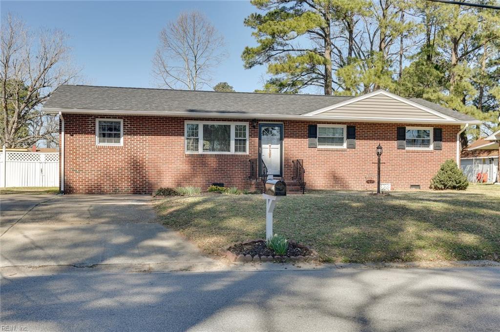 1483 Lipton Cir - Photo 1