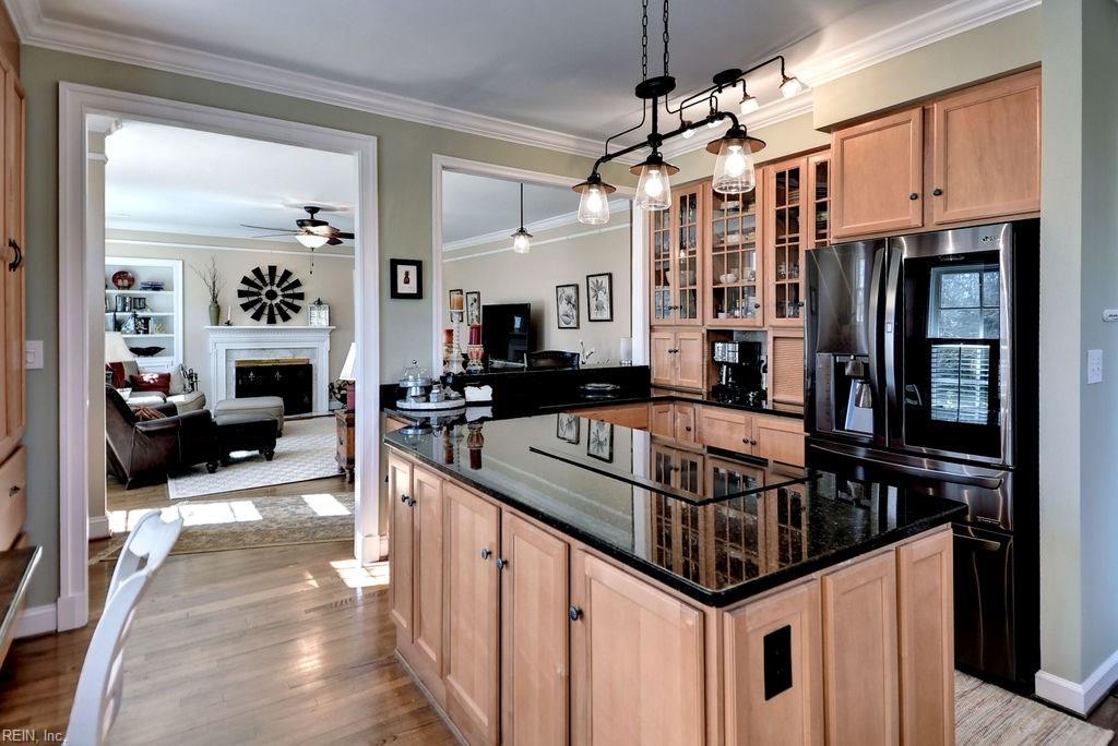 100 Alwoodley - Photo 1