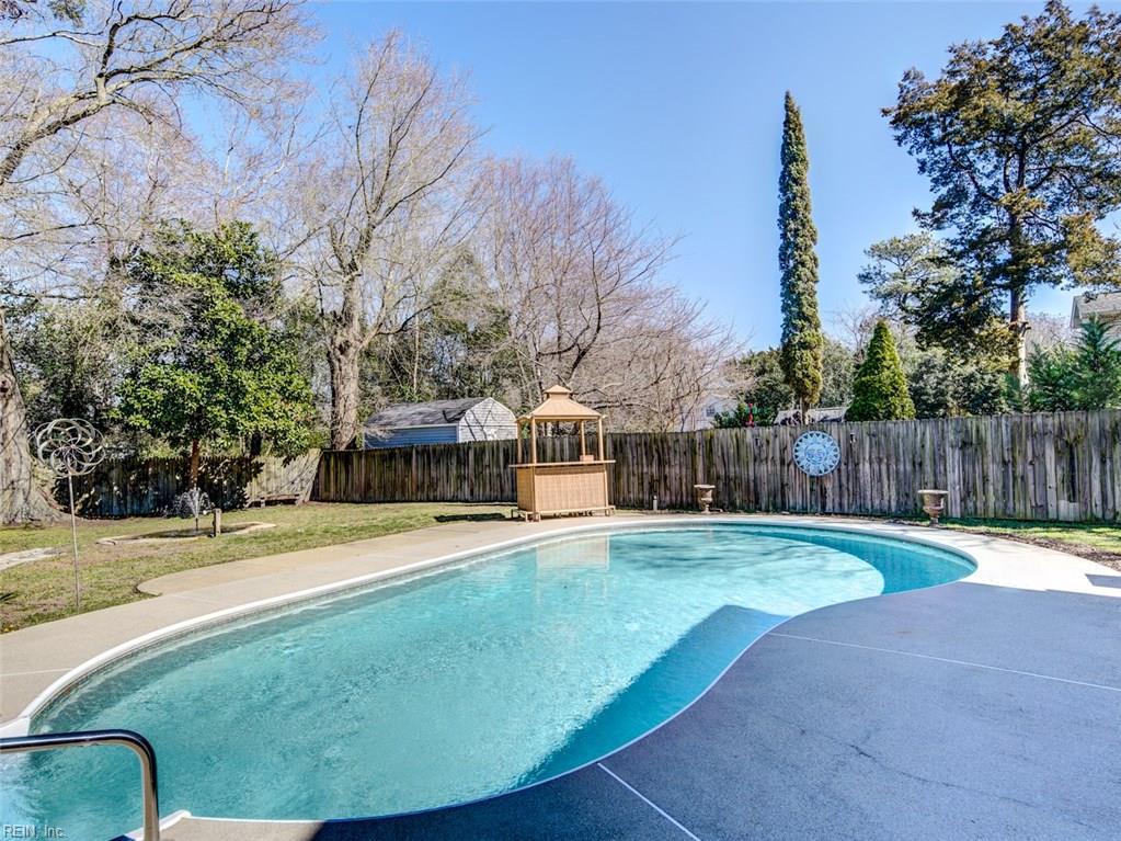 1526 Degrasse Ave - Photo 1