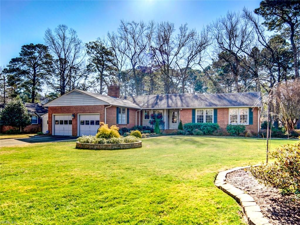 2110 Hollybriar Pt - Photo 1