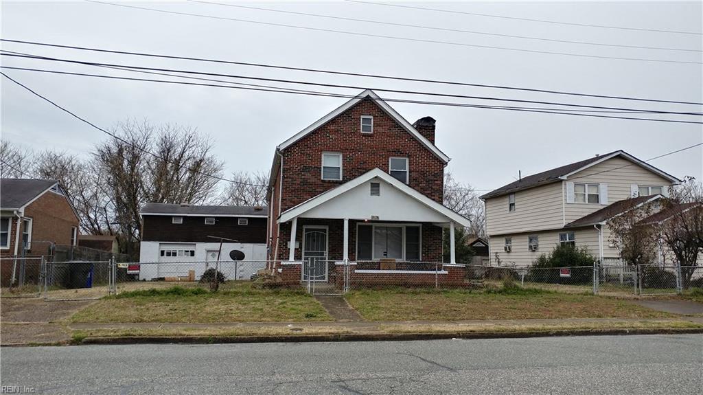 319 Sycamore Ave - Photo 1