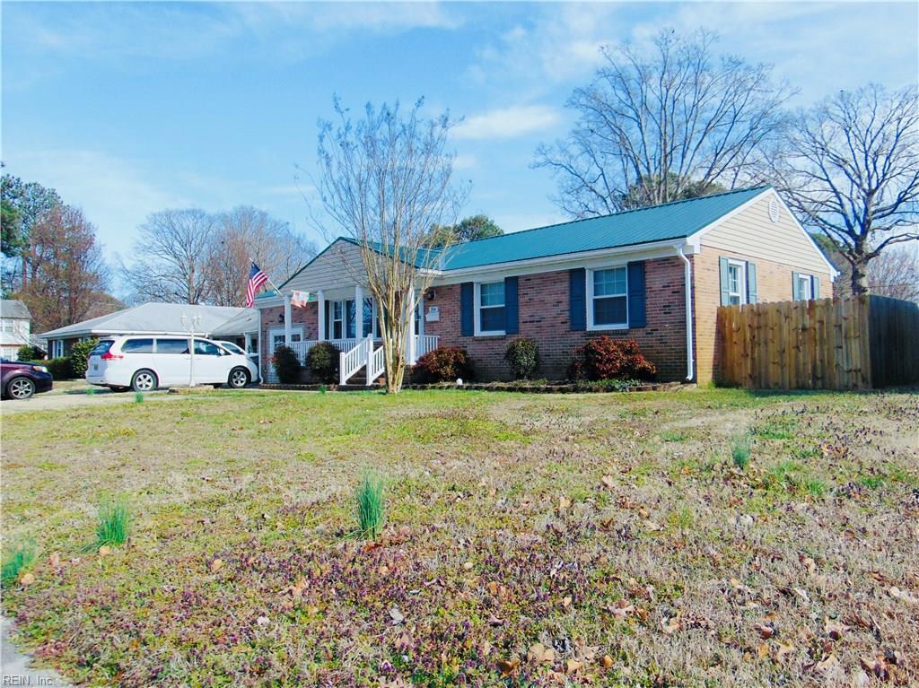 356 Nassau Pl - Photo 1