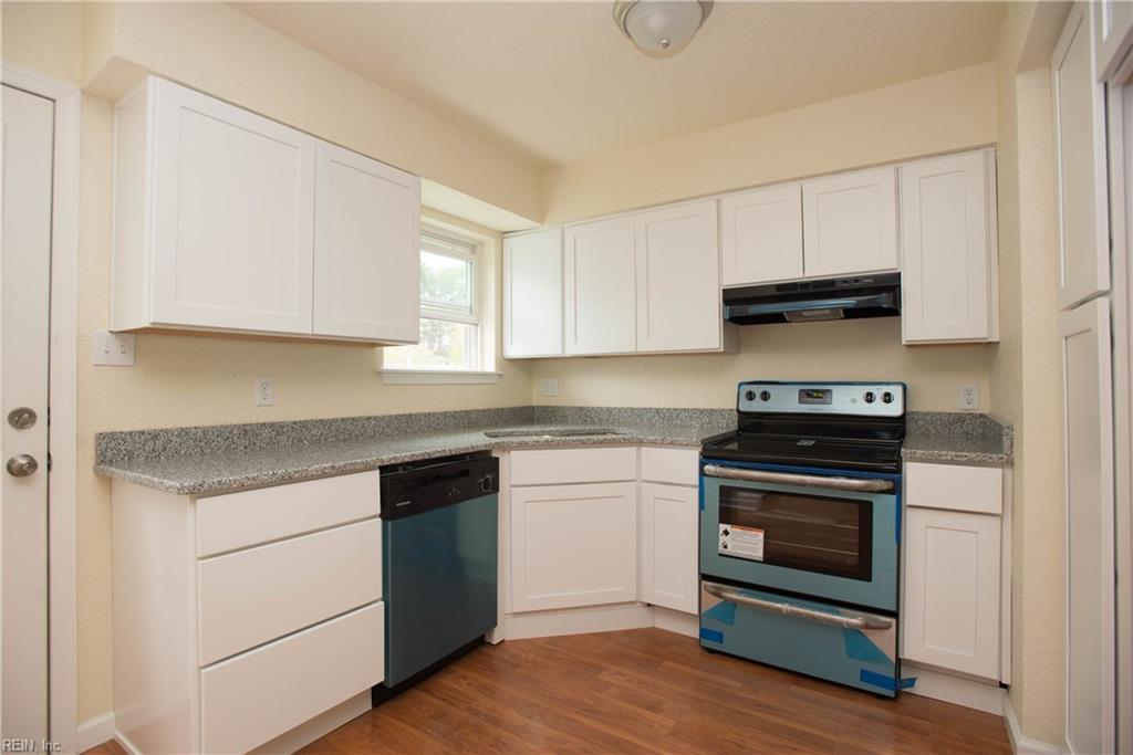 1117 Reel St - Photo 1