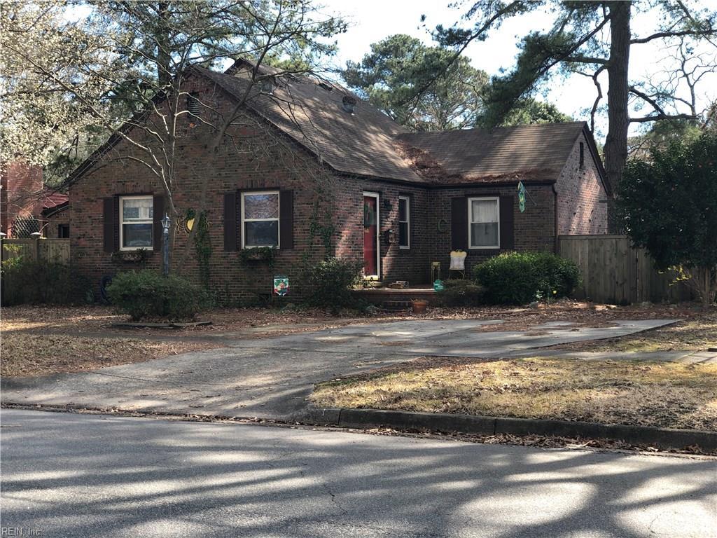 163 Evans St - Photo 1