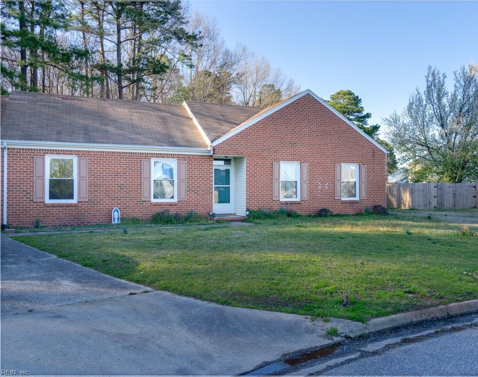 2704 Fawn Lake Ct - Photo 1