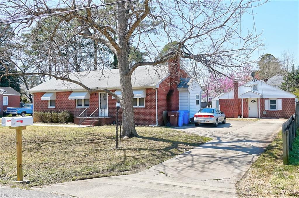1121 Hawthorne Dr - Photo 1