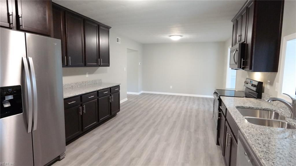 4612 Helensburgh Dr - Photo 1