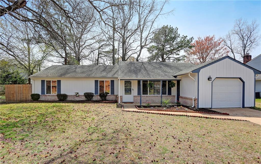 1501 Amberley Forest Rd - Photo 1