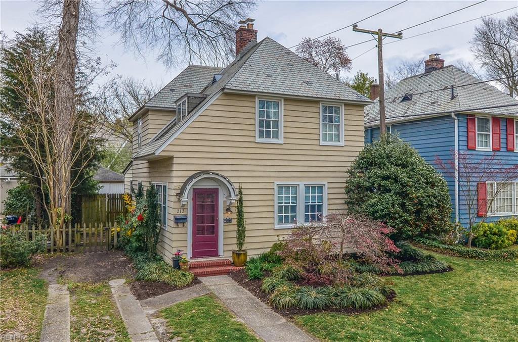 212 Ferguson Ave - Photo 1