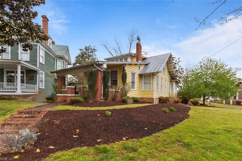 310 Main St - Photo 1
