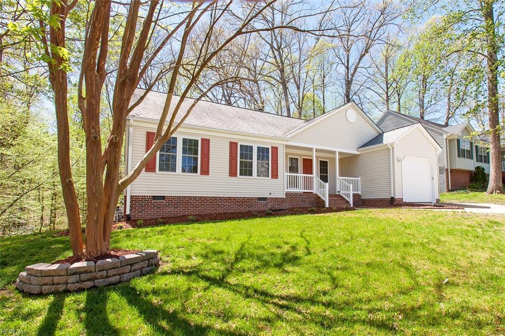 104 Lamplighter Pl - Photo 1