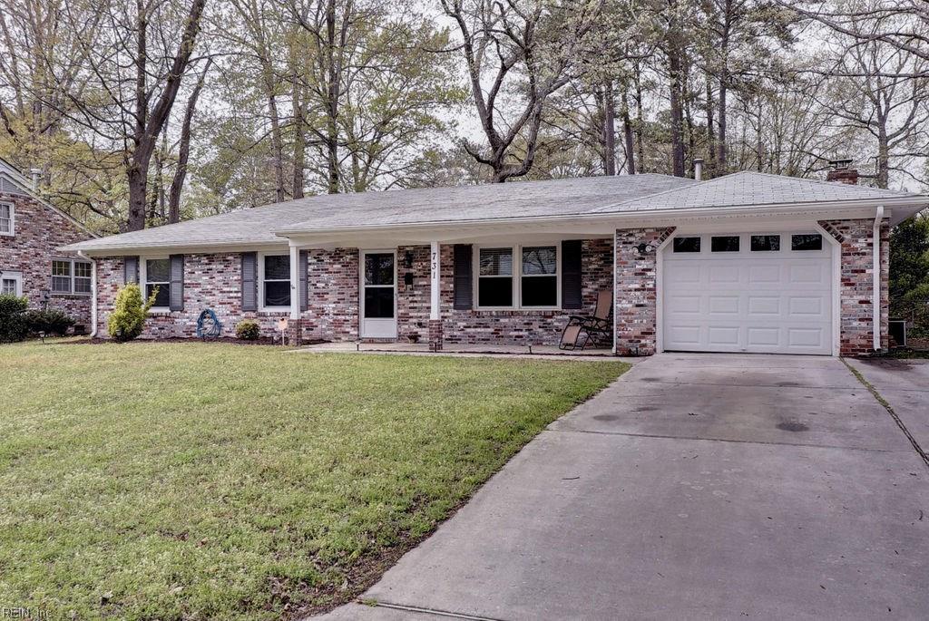 731 Jouett Dr - Photo 1