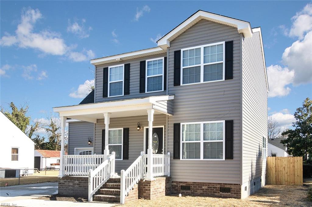 1518 Centre Ave - Photo 1