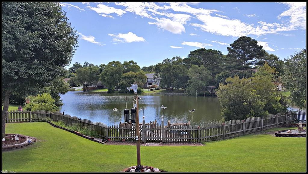 1301 Winfall Dr - Photo 1