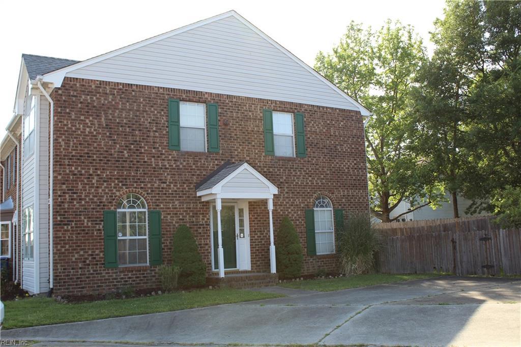 401 Greenview Dr - Photo 1