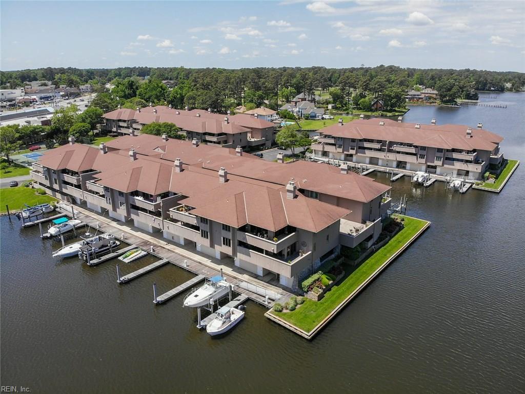 700 Oriole Dr - Photo 1