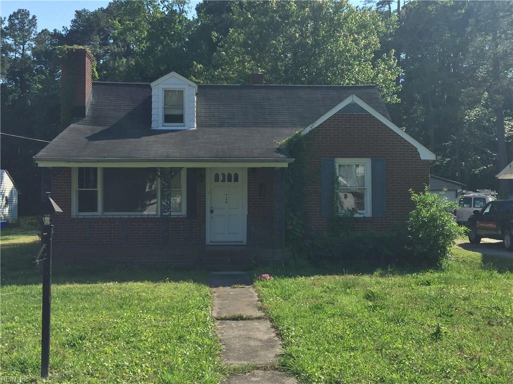 928 Poquoson Ave - Photo 1