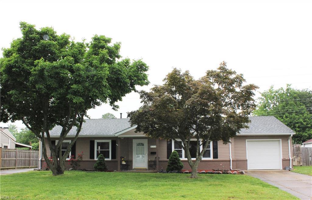 4416 Ben Franklin Ln - Photo 1
