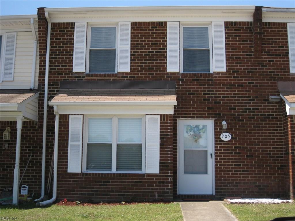 305 Stepney Ln - Photo 1