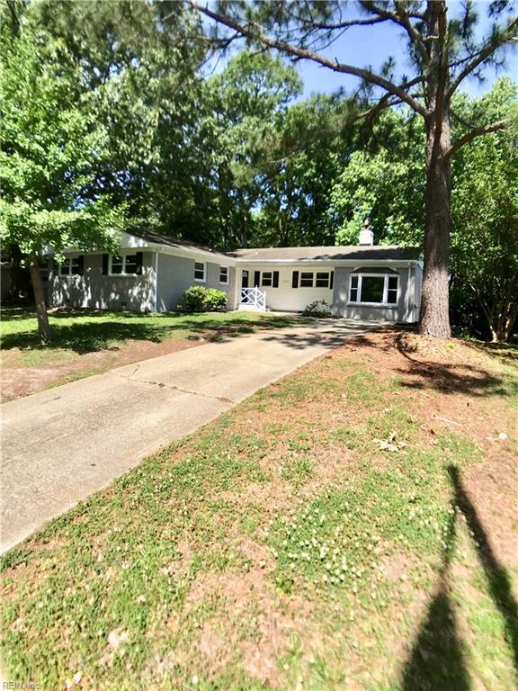 713 Churchill Dr - Photo 1