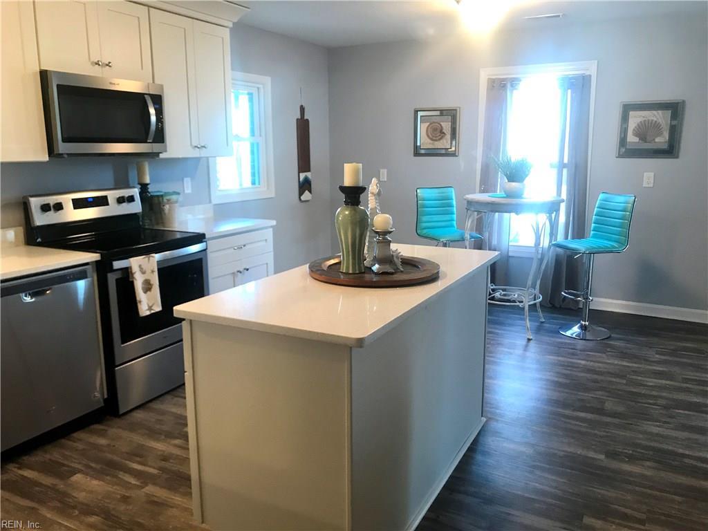 720 Maryland Ave - Photo 1