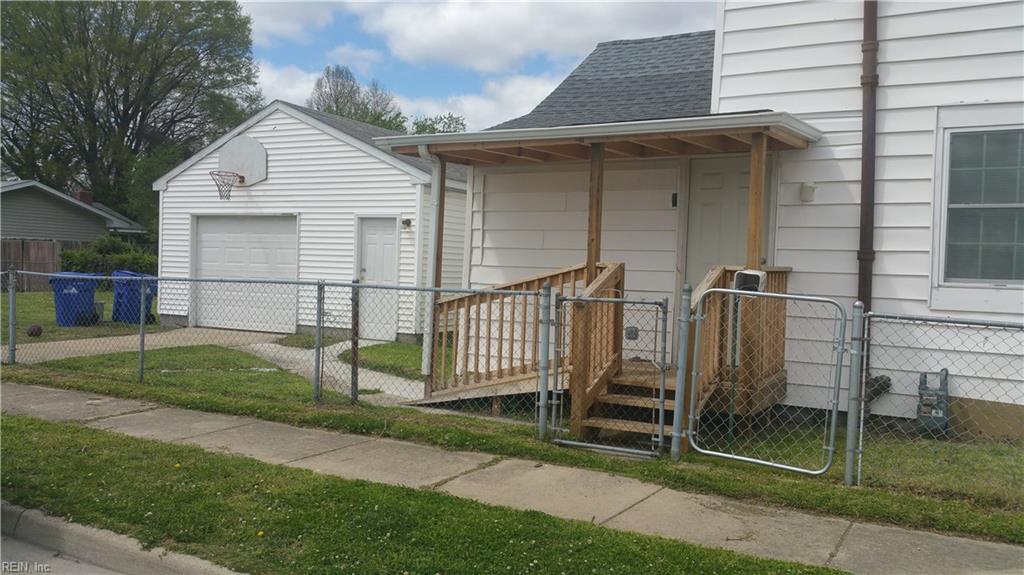 3116 Elm Ave - Photo 1